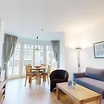 Strandnahe Und Zentral Gelegene Fewo, Hund Willkommen, Haus Saxonia, Binz