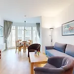 Strandnahe Und Zentral Gelegene Fewo, Hund Willkommen, Haus Saxonia, Binz