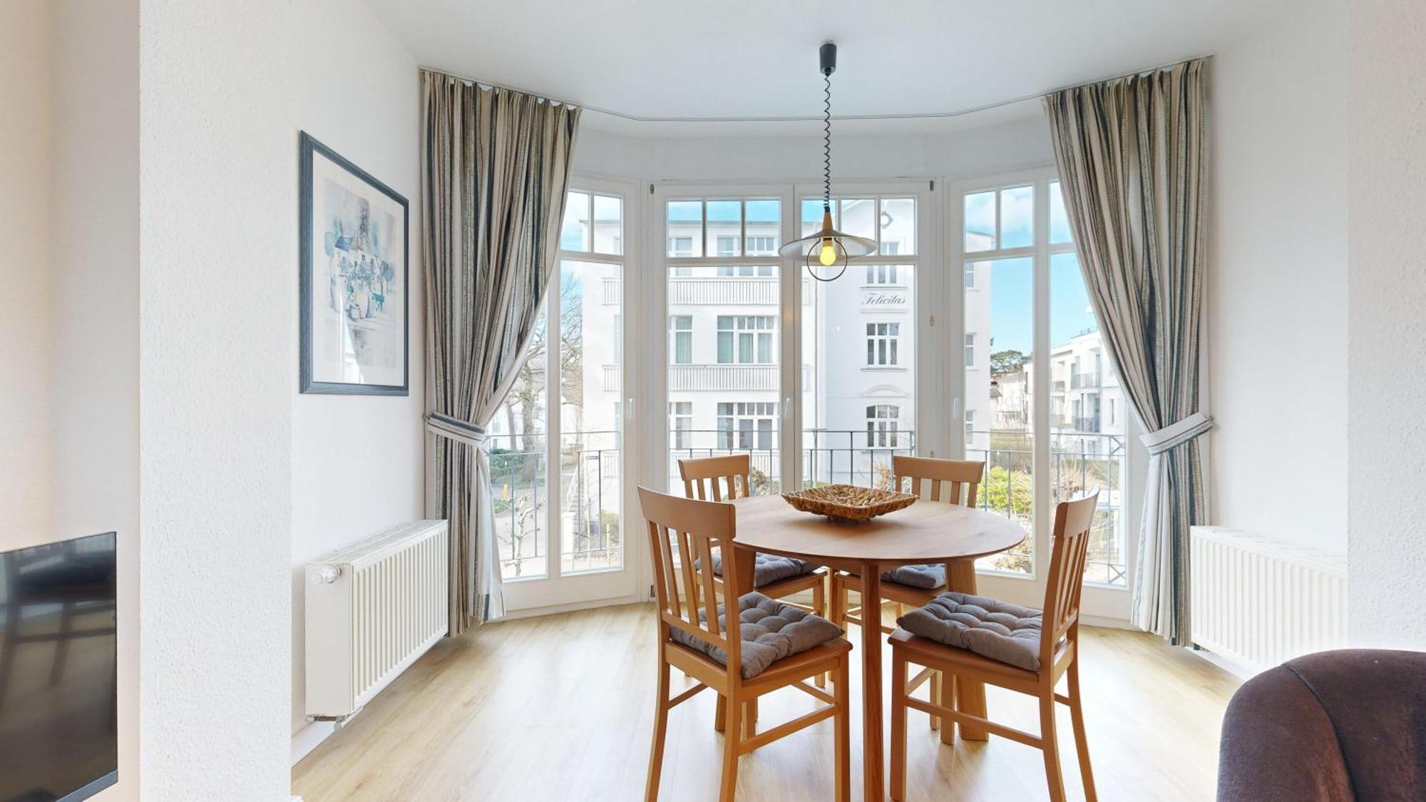 Strandnahe Und Zentral Gelegene Fewo, Hund Willkommen, Haus Saxonia, Apartment