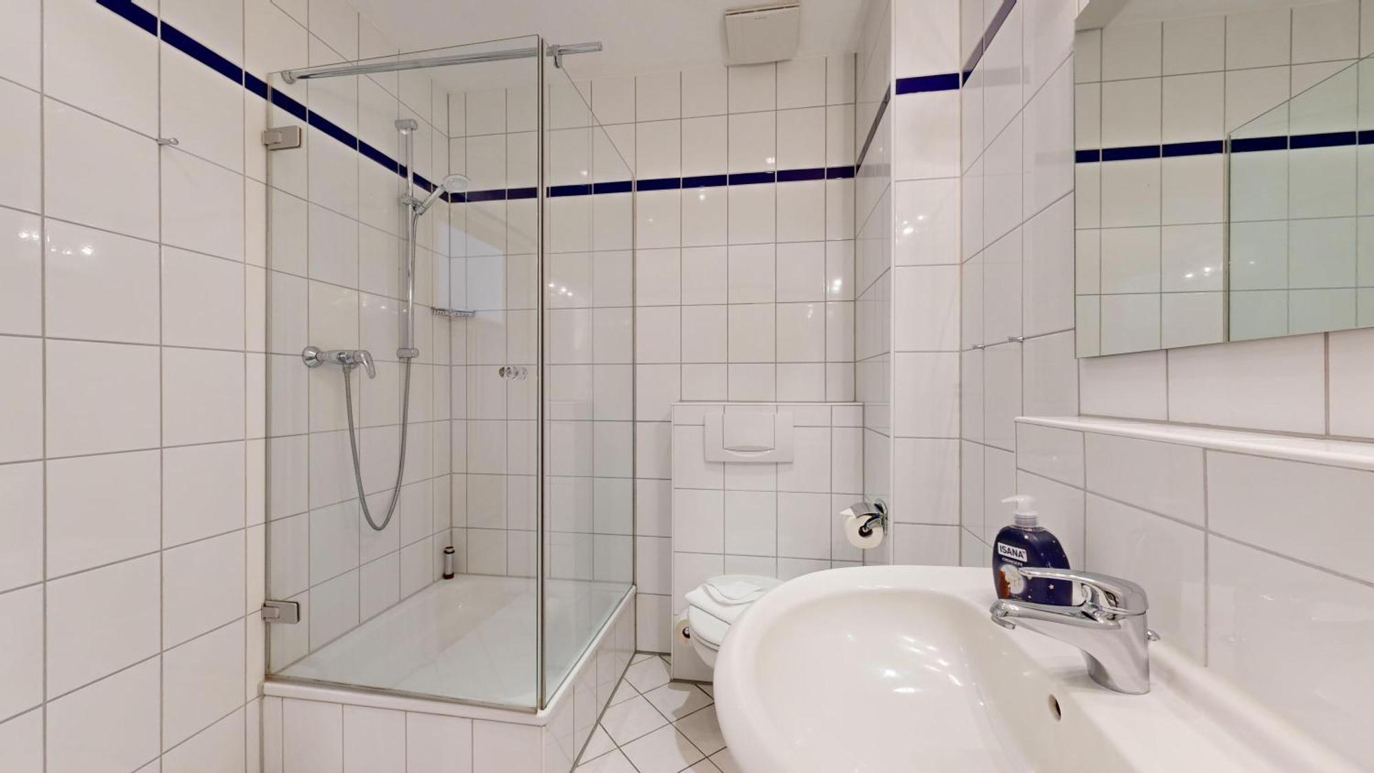 Strandnahe Und Zentral Gelegene Fewo, Hund Willkommen, Haus Saxonia, Apartment