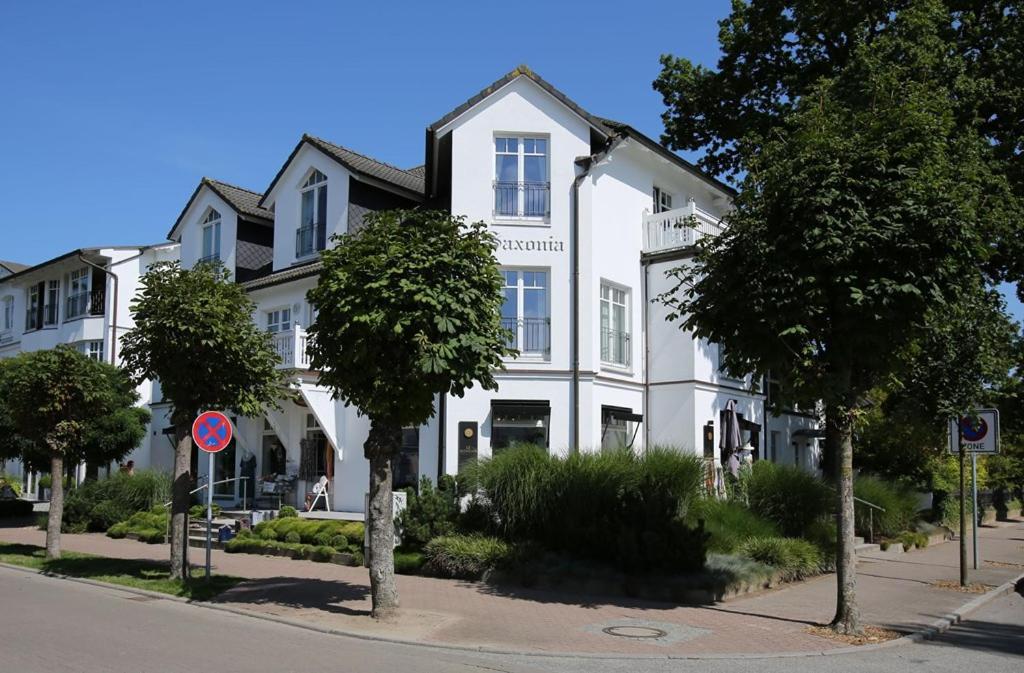 Strandnahe Und Zentral Gelegene Fewo, Hund Willkommen, Haus Saxonia, Binz